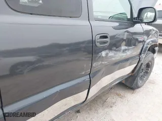 2003 Chevrolet Silverado 1500 LS with VIN 2GCEK19T131198891, listed as a IAAI auction lot 41984062 with 179,986 mi miles. Bid and sale history available at carsss.com. Image 14.
