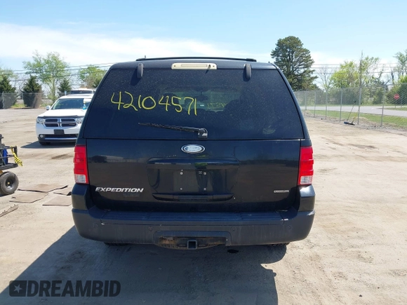 2003 Ford Expedition Eddie Bauer with VIN 1FMFU18L83LB66977, listed as a IAAI auction lot 42104571 with 218,679 mi miles and . Bid and sale history available at DreamBid. Image 16.