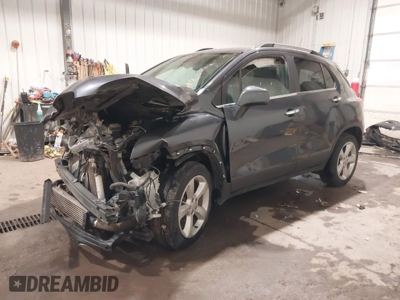 2016 Chevrolet Trax LTZ with VIN 3GNCJRSB1GL123615, listed as a IAAI auction lot 41232062 with 8,500 mi miles. Bid and sale history available at carsss.com. Image 18.