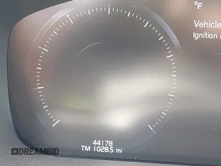 2021 Volvo XC60 Inscription Expression с VIN YV4BR0DL5M1782490, выставлен на аукционе IAAI как лот 42086362 с пробегом 44 178 миль миль и . История ставок и продаж доступна на DreamBid. Изображение 16.