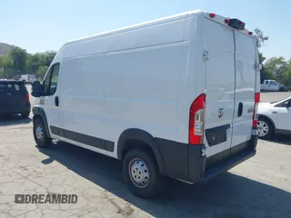 2019 Ram ProMaster Cargo with VIN 3C6TRVBG9KE515865, listed as a IAAI auction lot 42130584 with 123,341 mi miles. Bid and sale history available at carsss.com. Image 3.