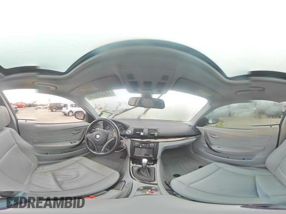2011 BMW 1 Series 128i z VIN WBAUP9C51BVL89887, wystawiony jako Copart lot #78533234 z przebiegiem Nie podano mil oraz Szkody całkowita. Historia ofert i sprzedaży dostępna na DreamBid. Obrazek 12.