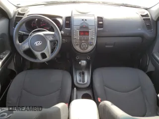 2010 Kia Soul + with VIN KNDJT2A28A7103862, listed as a Copart auction lot 82301844 with 188,238 mi miles and Salvage Title. Bid and sale history available at carsss.com. Image 8.