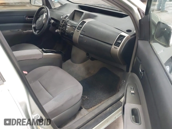 2008 Toyota Prius with VIN JTDKB20U683370526, listed as a IAAI auction lot 42583060 with 270,914 mi miles and . Bid and sale history available at DreamBid. Image 5.