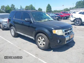 2010 Ford Escape Limited z VIN 1FMCU0EG9AKA41395, wystawiony jako IAAI lot #42568447 z przebiegiem 188 367 mil mil oraz . Historia ofert i sprzedaży dostępna na DreamBid. Obrazek 1.