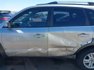2006 Hyundai Tucson GLS with VIN KM8JN12DX6U357128, listed as a IAAI auction lot 41816481 with 212,846 mi miles. Bid and sale history available at carsss.com. Image 14.
