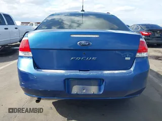 2008 Ford Focus SE with VIN 1FAHP35N08W197111, listed as a IAAI auction lot 42072726 with 109,587 mi miles. Bid and sale history available at carsss.com. Image 16.