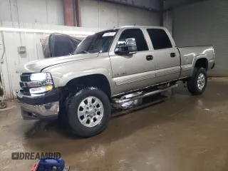 2002 Chevrolet Silverado 1500HD LT z VIN 1GCGK13U12F107247, wystawiony jako Copart lot #51386725 z przebiegiem 201 242 mil mil oraz Szkoda całkowita • Salvage title. Historia ofert i sprzedaży dostępna na DreamBid. Obrazek 1.
