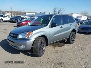 2005 Toyota RAV4 with VIN JTEHD20V150068910, listed as a IAAI auction lot 41832871 with 105,000 mi miles. Bid and sale history available at carsss.com. Image 16.