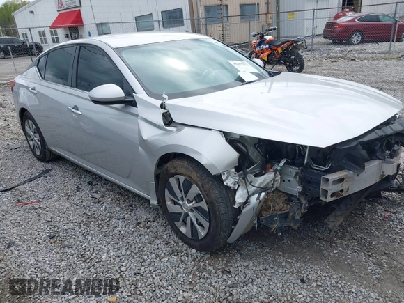 2019 Nissan Altima S with VIN 1N4BL4BV1KC219217, listed as a IAAI auction lot 41853232 with 64,761 mi miles and . Bid and sale history available at carsss.com. Image 1.