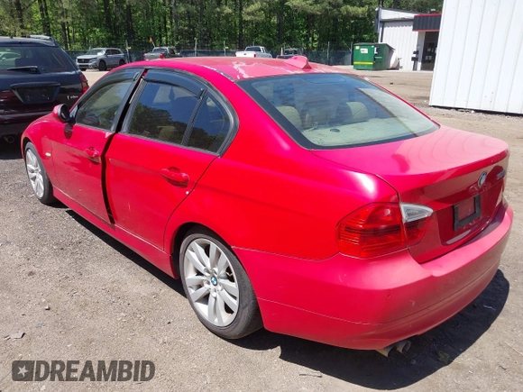 2006 BMW 3 Series 325i with VIN WBAVB17526NK41395, listed as a IAAI auction lot 42122401 with 159,141 mi miles. Bid and sale history available at carsss.com. Image 3.