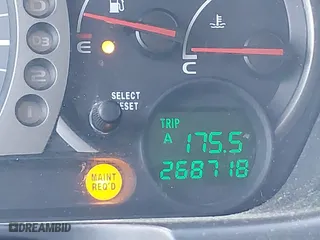 2004 Honda Pilot EX with VIN 2HKYF18594H519175, listed as a IAAI auction lot 41899345 with 268,718 mi miles. Bid and sale history available at carsss.com. Image 15.