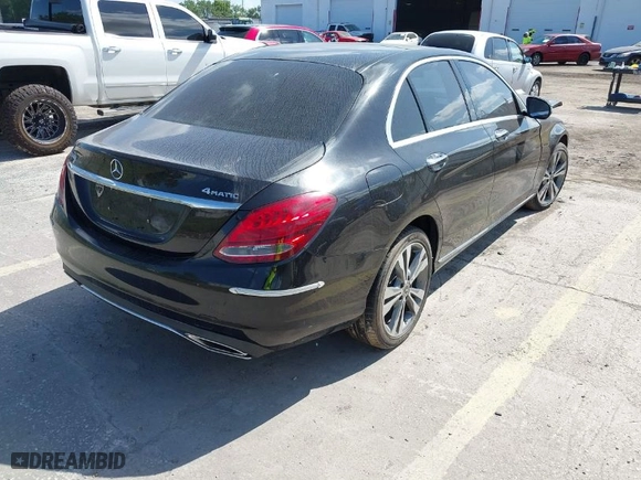 2018 Mercedes-Benz C-Class C 300 with VIN WDDWF4KBXJR404246, listed as a IAAI auction lot 42032191 with 1 mi miles. Bid and sale history available at carsss.com. Image 4.