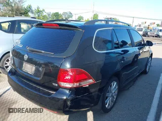 2013 Volkswagen Jetta TDI w/Sunroof & Nav with VIN 3VWPL7AJ8DM689372, listed as a IAAI auction lot 42562342 with 245,673 mi miles and . Bid and sale history available at DreamBid. Image 4.