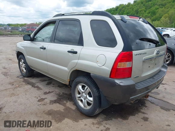 2008 Kia Sportage LX with VIN KNDJE723687485284, listed as a IAAI auction lot 42207326 with 94,106 mi miles and . Bid and sale history available at carsss.com. Image 3.