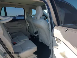 2024 Volvo XC90 Ultimate Bright Theme с VIN YV4062PF2R1205960, выставлен на аукционе IAAI как лот 41769638 с пробегом 33 248 миль миль и . История ставок и продаж доступна на DreamBid. Изображение 8.
