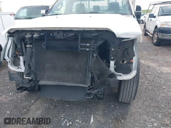 2013 Ford F-250 XL с VIN 1FDBF2A60DEA36359, выставлен на аукционе IAAI как лот 41638468 с пробегом 59 355 миль миль и . История ставок и продаж доступна на DreamBid. Изображение 6.