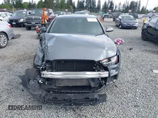 2015 Audi A4 Premium Plus z VIN WAUFFAFL5FN019698, wystawiony jako IAAI lot #42310939 z przebiegiem 72 491 mil mil oraz . Historia ofert i sprzedaży dostępna na DreamBid. Obrazek 13.