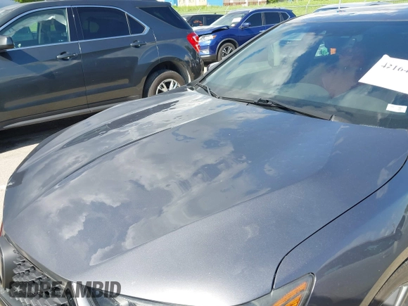 2019 Acura TLX w/A-Spec Pkg z VIN 19UUB2F61KA000932, wystawiony jako IAAI lot #42164064 z przebiegiem 79 080 mil mil oraz . Historia ofert i sprzedaży dostępna na DreamBid. Obrazek 6.