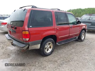 2000 Ford Explorer XLT z VIN 1FMZU83P7YUB75946, wystawiony jako IAAI lot #42082045 z przebiegiem 192 667 mil mil oraz . Historia ofert i sprzedaży dostępna na DreamBid. Obrazek 4.