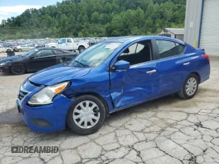 2015 Nissan Versa SV z VIN 3N1CN7AP7FL824210, wystawiony jako Copart lot #58323395 z przebiegiem 69 724 mil mil oraz Szkoda całkowita • Salvage title. Historia ofert i sprzedaży dostępna na DreamBid. Obrazek 1.