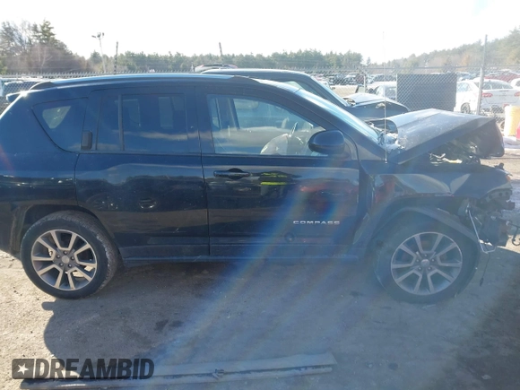 2016 Jeep Compass High Altitude Edition with VIN 1C4NJDEB8GD550196, listed as a IAAI auction lot 41421266 with 70,927 mi miles. Bid and sale history available at carsss.com. Image 12.