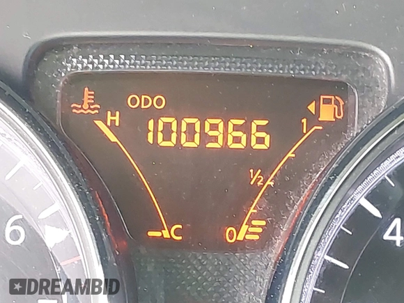 2014 Nissan Note SV z VIN 3N1CE2CP3EL394433, wystawiony jako IAAI lot #42421291 z przebiegiem 100 966 mil mil oraz . Historia ofert i sprzedaży dostępna na DreamBid. Obrazek 16.