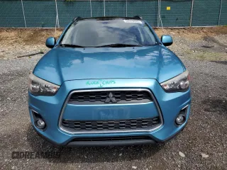 2014 Mitsubishi Outlander SE with VIN 4A4AR4AUXEE012971, listed as a Copart auction lot 59278935 with 141,263 mi miles and Salvage title. Bid and sale history available at DreamBid. Image 5.