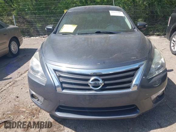2013 Nissan Altima SV with VIN 1N4AL3APXDC123274, listed as a IAAI auction lot 42137247 with 160,286 mi miles and . Bid and sale history available at DreamBid. Image 6.