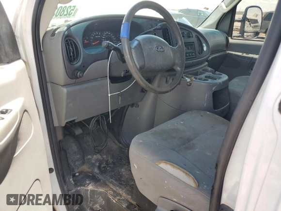 2008 Ford Econoline Cargo Commercial z VIN 1FTNE24L58DA41803, wystawiony jako Copart lot #52803705 z przebiegiem Nie podano mil oraz Szkoda całkowita • Salvage title. Historia ofert i sprzedaży dostępna na DreamBid. Obrazek 8.