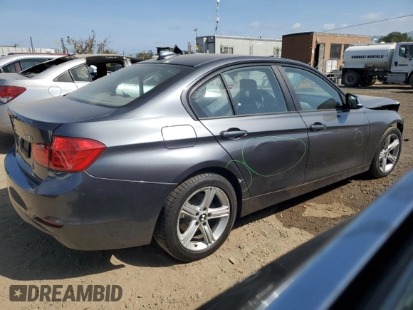 2013 BMW 3 Series 328i с VIN WBA3C1C58DF443921, выставлен на аукционе Copart как лот 52677255 с пробегом 86 949 миль миль и Списание • Salvage title. История ставок и продаж доступна на DreamBid. Изображение 3.