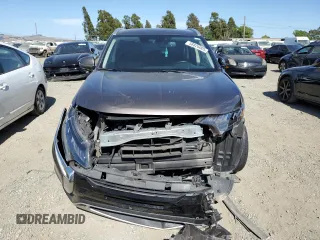 2020 Mitsubishi Outlander SE with VIN JA4AD3A37LZ046132, listed as a Copart auction lot 58826005 with 285,842 mi miles and Salvage title. Bid and sale history available at DreamBid. Image 5.