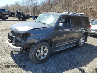 2011 Toyota 4Runner Trail z VIN JTEBU5JR2B5068373, wystawiony jako Copart lot #52411615 z przebiegiem Nie podano mil oraz Szkoda całkowita • Salvage title. Historia ofert i sprzedaży dostępna na DreamBid. Obrazek 1.