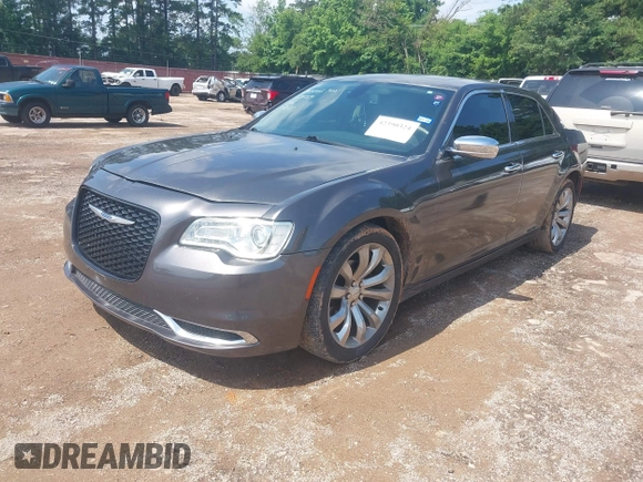 2019 Chrysler 300 Limited z VIN 2C3CCAEG8KH534284, wystawiony jako IAAI lot #42390324 z przebiegiem 99 544 mil mil oraz . Historia ofert i sprzedaży dostępna na DreamBid. Obrazek 17.