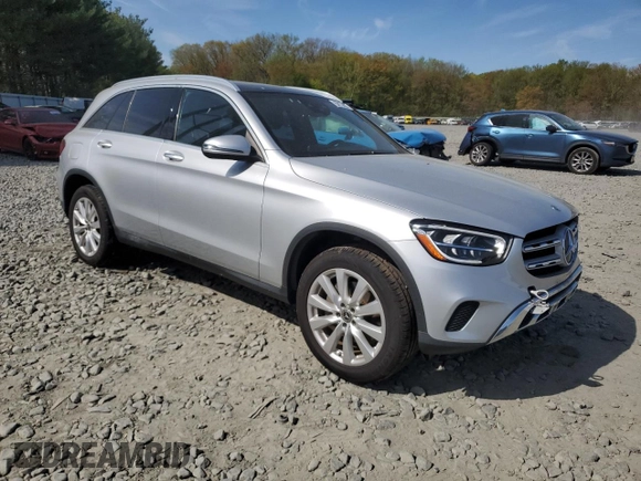 2020 Mercedes-Benz GLC 300 z VIN WDC0G8EB1LF674917, wystawiony jako Copart lot #53933235 z przebiegiem 43 611 mil mil oraz Szkoda całkowita • Salvage title. Historia ofert i sprzedaży dostępna na DreamBid. Obrazek 4.