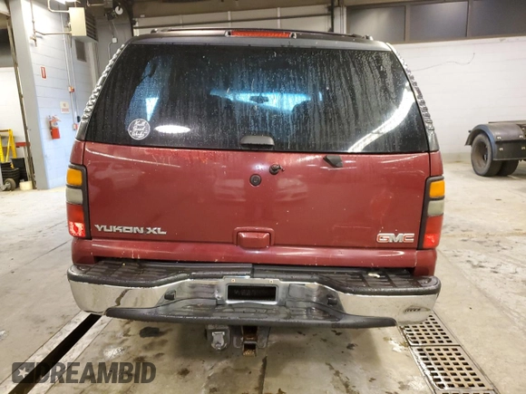 2005 GMC Yukon XL SLE with VIN 1GKEC16Z45J264255, listed as a Copart auction lot 84785944 with Not Provided miles and Salvage Title. Bid and sale history available at DreamBid. Image 6.