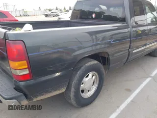 2003 GMC Sierra 1500 SLT with VIN 2GTEC19TX31404836, listed as a IAAI auction lot 42011067 with 233,458 mi miles and . Bid and sale history available at carsss.com. Image 19.