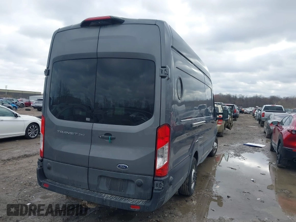 2023 Ford Transit Cargo z VIN 1FTBW3X86PKC01923, wystawiony jako IAAI lot #41886513 z przebiegiem 148 658 mil mil oraz . Historia ofert i sprzedaży dostępna na DreamBid. Obrazek 4.