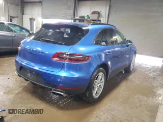 2018 Porsche Macan with VIN WP1AA2A50JLB07247, listed as a Copart auction lot 46534705 with 101,416 mi miles and Salvage Title. Bid and sale history available at carsss.com. Image 3.