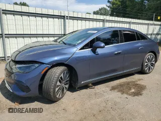 2024 Mercedes-Benz EQE 350+ z VIN W1KEG2BB1RF049767, wystawiony jako Copart lot #69898054 z przebiegiem 6 927 mil mil oraz Szkoda całkowita • Salvage title. Historia ofert i sprzedaży dostępna na DreamBid. Obrazek 1.