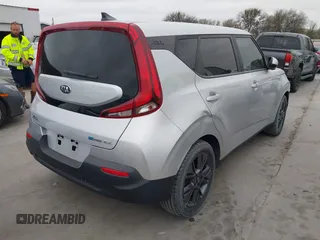 2021 Kia Soul EX with VIN KNDJ33AU9M7779006, listed as a IAAI auction lot 41769865 with 30,287 mi miles. Bid and sale history available at carsss.com. Image 4.