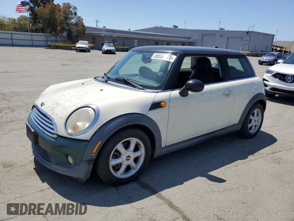 2010 MINI Hardtop with VIN WMWMF3C53ATU79777, listed as a Copart auction lot 55530175 with 177,225 mi miles and Clean title. Bid and sale history available at DreamBid. Image 1.