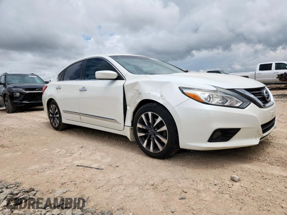 2016 Nissan Altima SV with VIN 1N4AL3AP4GC155058, listed as a Copart auction lot 61623325 with 158,806 mi miles and Salvage title. Bid and sale history available at DreamBid. Image 4.