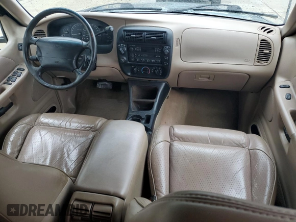 1997 Ford Explorer XL z VIN 1FMDU34EXVZC04347, wystawiony jako Copart lot #55423015 z przebiegiem 166 292 mil mil oraz Szkoda całkowita • Salvage title. Historia ofert i sprzedaży dostępna na DreamBid. Obrazek 8.