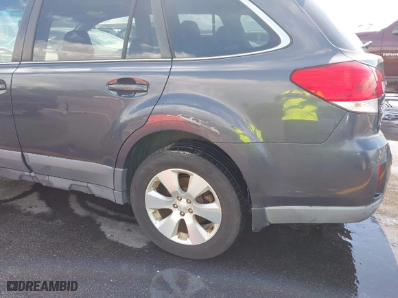 2011 Subaru Outback 3.6R Limited Pwr Moon with VIN 4S4BRDKC1B2338670, listed as a IAAI auction lot 41980865 with 123,917 mi miles. Bid and sale history available at carsss.com. Image 14.