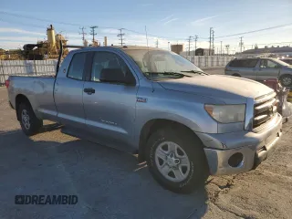 2011 Toyota Tundra 2WD SR with VIN 5TFTY5F17BX007220, listed as a Copart auction lot 80391334 with 399,706 mi miles and Clean Title. Bid and sale history available at carsss.com. Image 4.