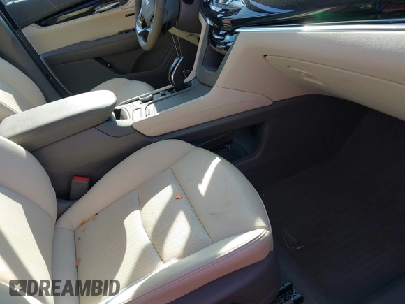 2024 Cadillac XT6 AWD Premium Luxury with VIN 1GYKPDRS2RZ737851, listed as a IAAI auction lot 41155253 with 7,988 mi miles. Bid and sale history available at carsss.com. Image 5.