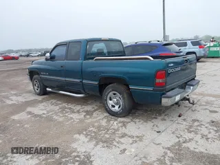 1997 Dodge 1500 with VIN 1B7HC13ZXVJ564122, listed as a IAAI auction lot 42159728 with 88,665 mi miles and . Bid and sale history available at DreamBid. Image 3.