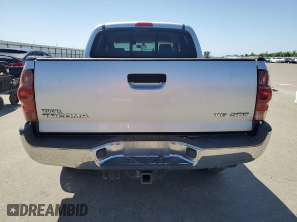 2008 Toyota Tacoma z VIN 5TELU42N38Z470021, wystawiony jako Copart lot #52046435 z przebiegiem 184 010 mil mil oraz Szkoda całkowita • Salvage title. Historia ofert i sprzedaży dostępna na DreamBid. Obrazek 6.