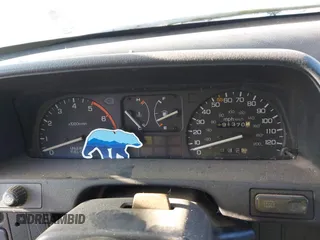 1989 Honda Civic z VIN JHMED8368KS023055, wystawiony jako IAAI lot #42017265 z przebiegiem 191 370 mil mil oraz . Historia ofert i sprzedaży dostępna na DreamBid. Obrazek 7.